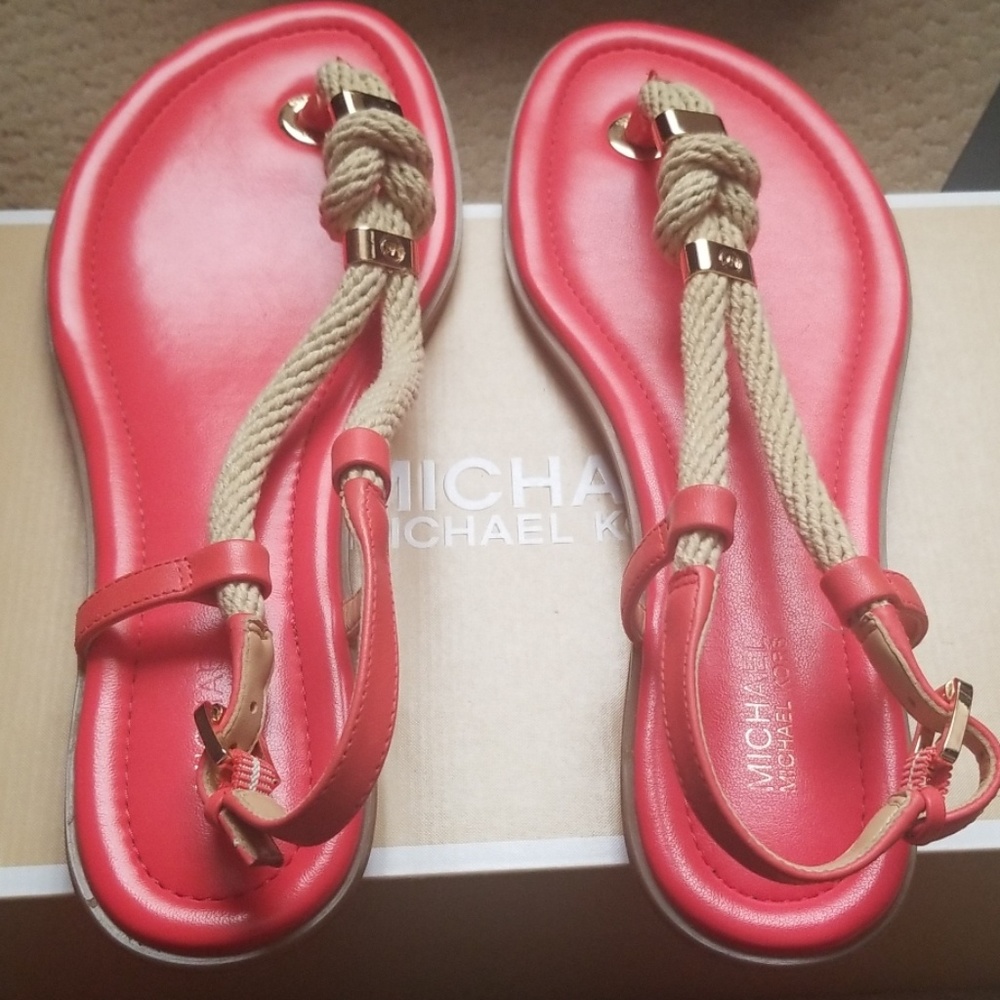 EUC Michael Kors Leather Holly Sandal Size 8